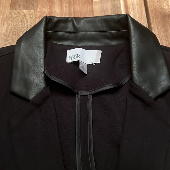 New with tags extra button Nordstrom rack black blazer with faux leather trim - Picture 3 of 3